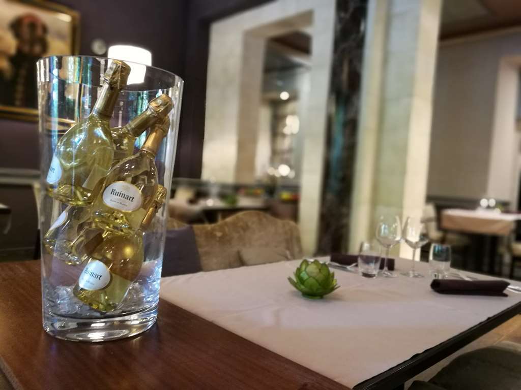 Hotel L'Univers Reims Restaurante foto