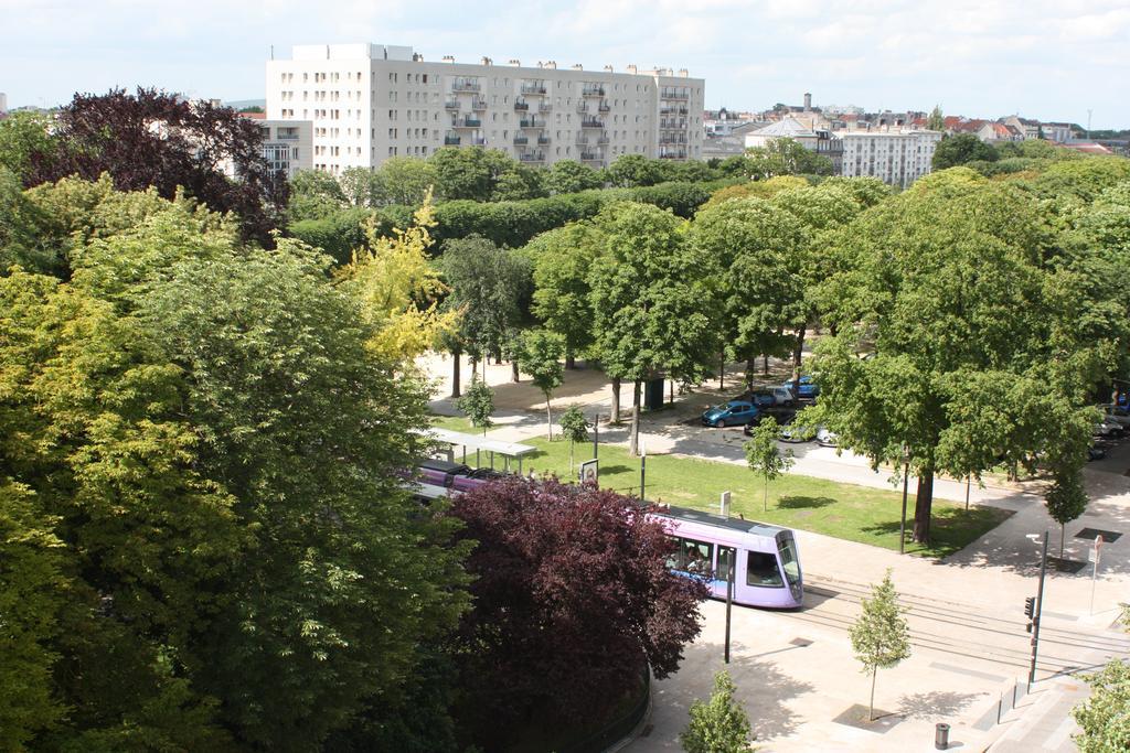 Hotel L'Univers Reims Exterior foto